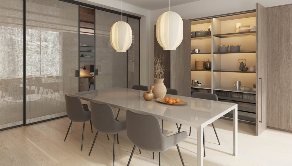 Cozinha SetFrame com iluminação planejada que realça o design dos móveis.